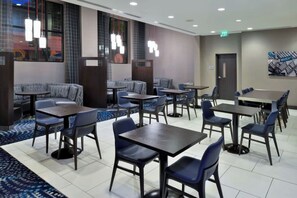 Dining - Tranquil Stays Near Restaurants, Museums, Theater, and Airport | 4 Units (Wilmington)