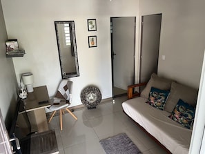 TV - VILLA MABOUYA 4/5 pers.  piscine balnéo privée (Sainte-Rose)