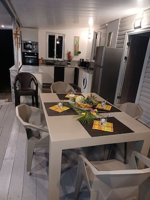 Dining - VILLA MABOUYA 4/5 pers.  piscine balnéo privée (Sainte-Rose)