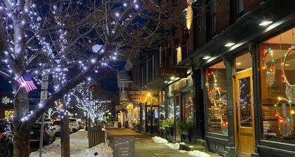 Mountain Views Studio in Ellicottville, NY