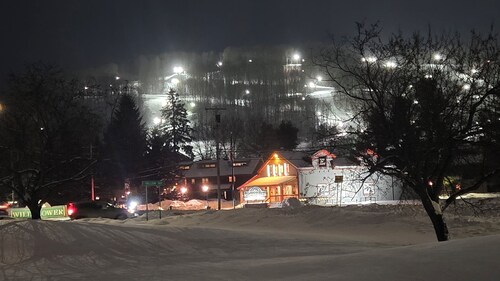 Mountain Views Studio in Ellicottville, NY