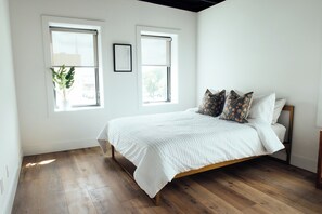 2 chambres, fer et planche à repasser, accès Internet, draps fournis