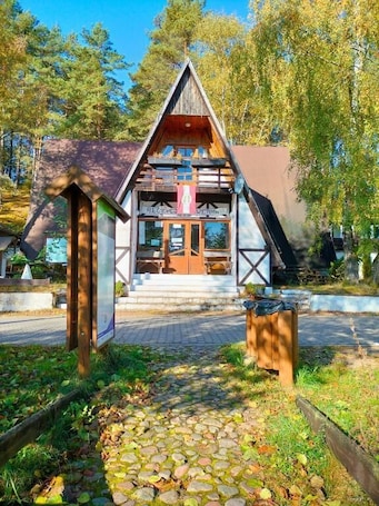 Fachada de la propiedad. Stanica Wodna PTTK Swornegacie