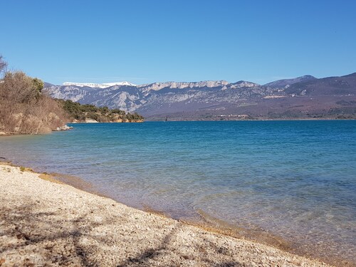 Verdon-5 minutes from Lake Sainte-Croix, a village house for 8 people