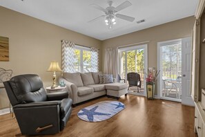 TV - Stunning Sunset Beach Getaway (Sunset Beach)