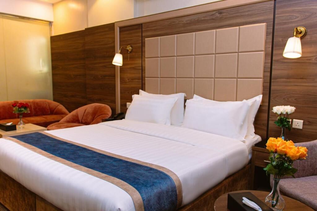 雙人房 | 書桌、筆電工作空間、熨斗/熨衣板、免費無線上網