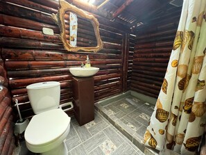 Comfort Double or Twin Room, Lake View | Bathroom - Eco Hotel Green Eden  (Pereira)