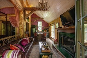 Fernseher, Kamin