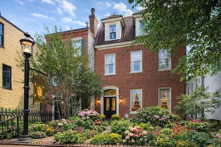 Front of property. Rachaels Dowry Bed and Breakfast