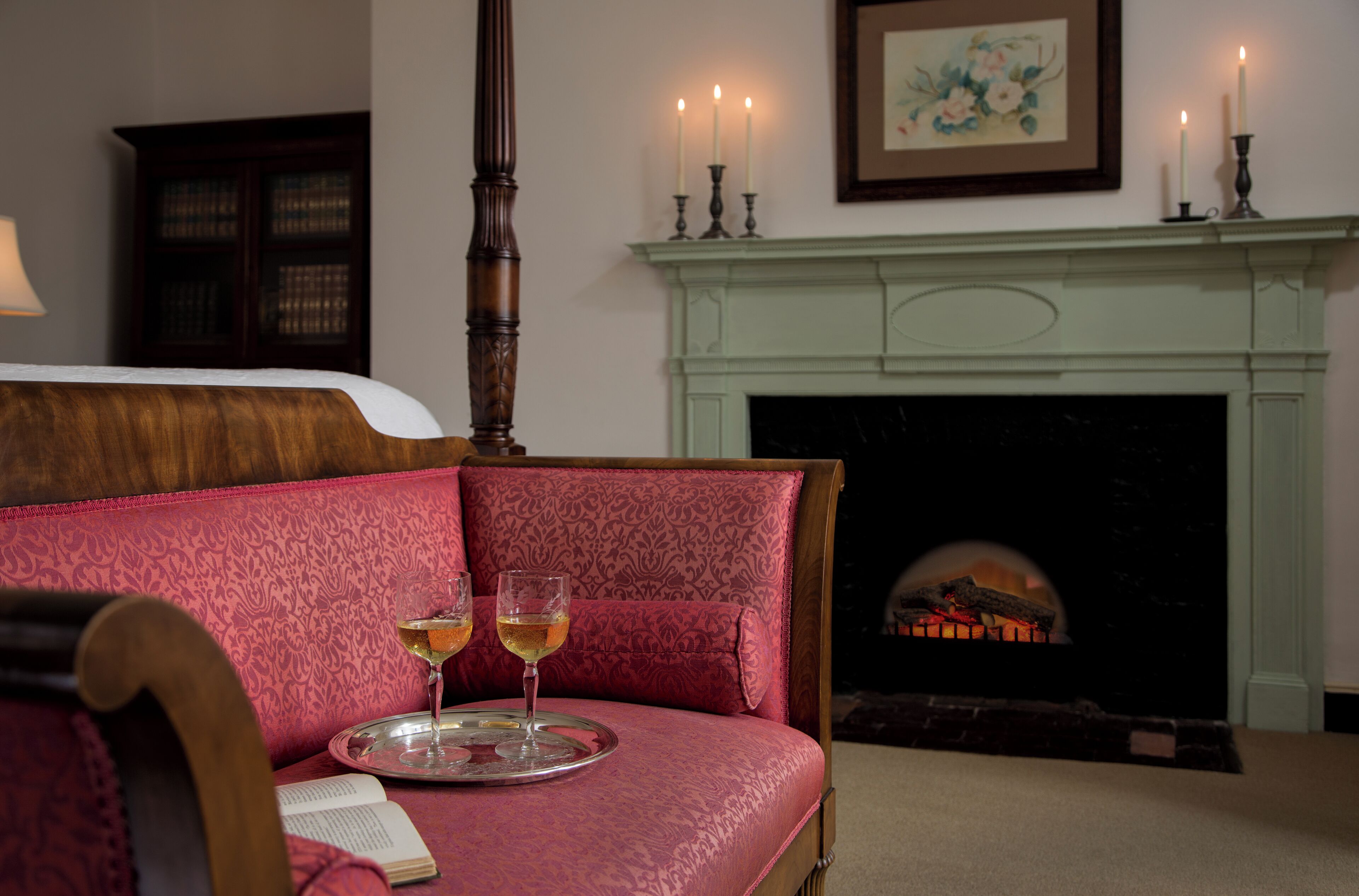 Suite Grand, 1 cama King size, baño privado | Escritorio, insonorización, tabla de planchar con plancha y wifi gratis 