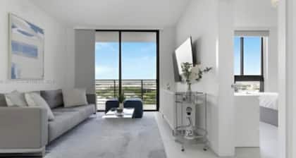 Downtown Doral Luxury Condo FREE Gym and Pool