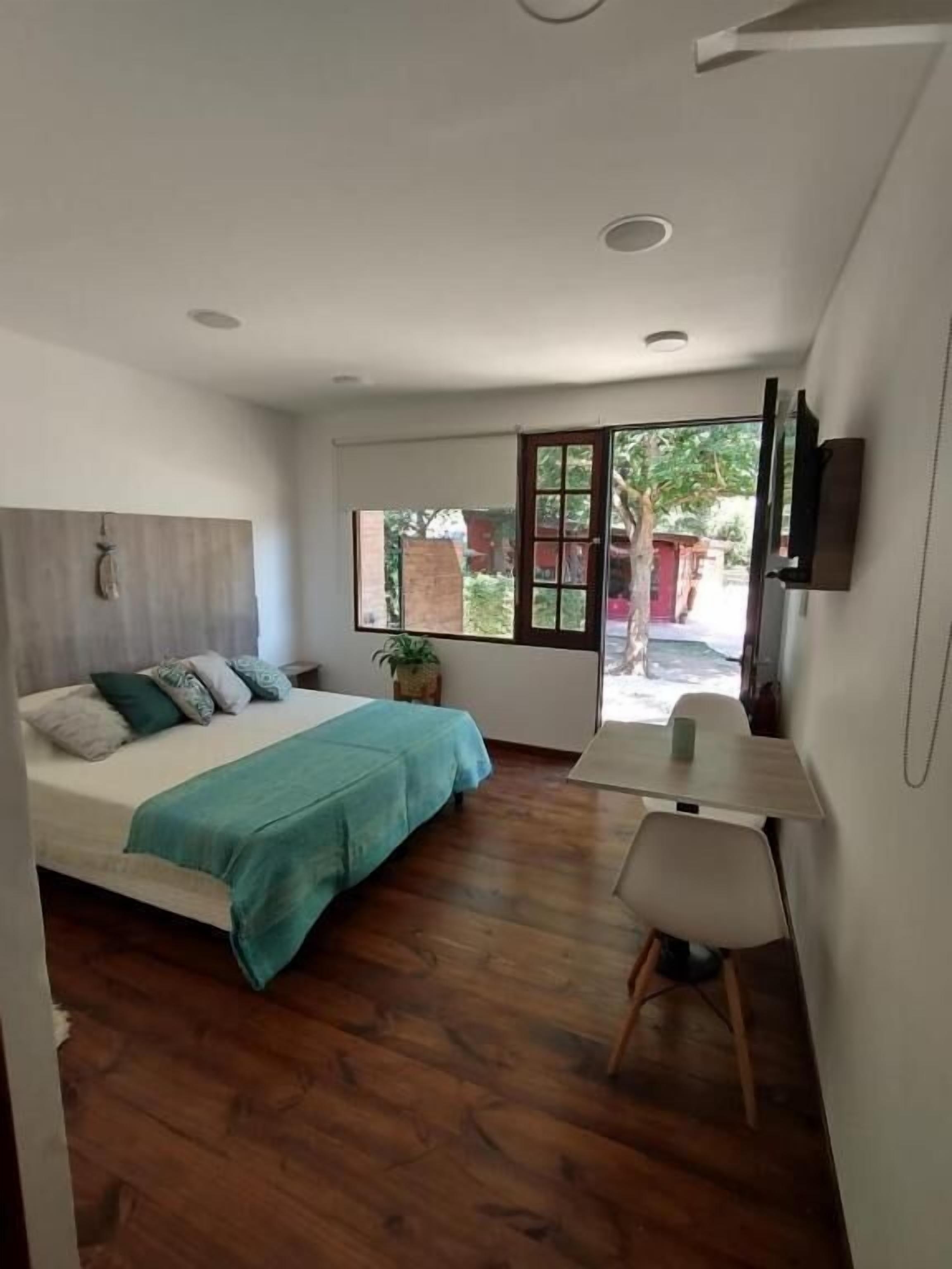 Cortinas blackout, wifi gratis y acceso para silla de ruedas 