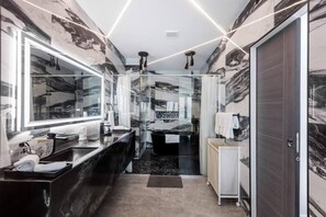 Interior - Spacious Luxury Penthouse Condado with Private Balconies, Ocean View and Pool (San Juan)