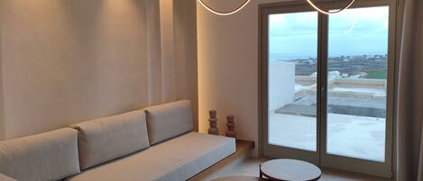 Superior Suite, Balcony, Sea View | Living area