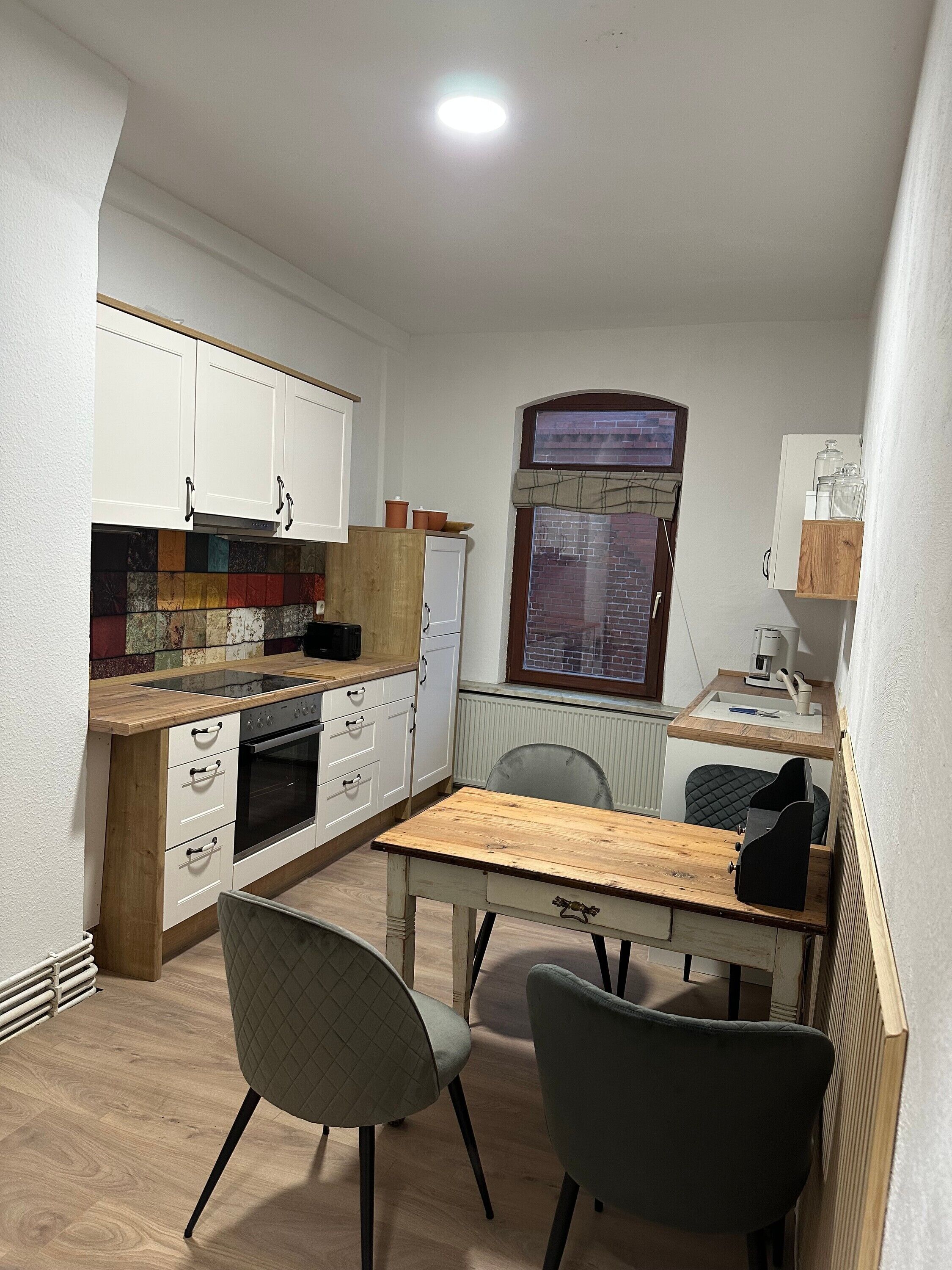 Køleskab, ovn, kogeplade, opvaskemaskine