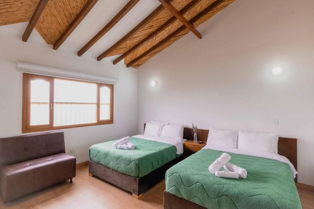 Standard Twin Room | Free WiFi