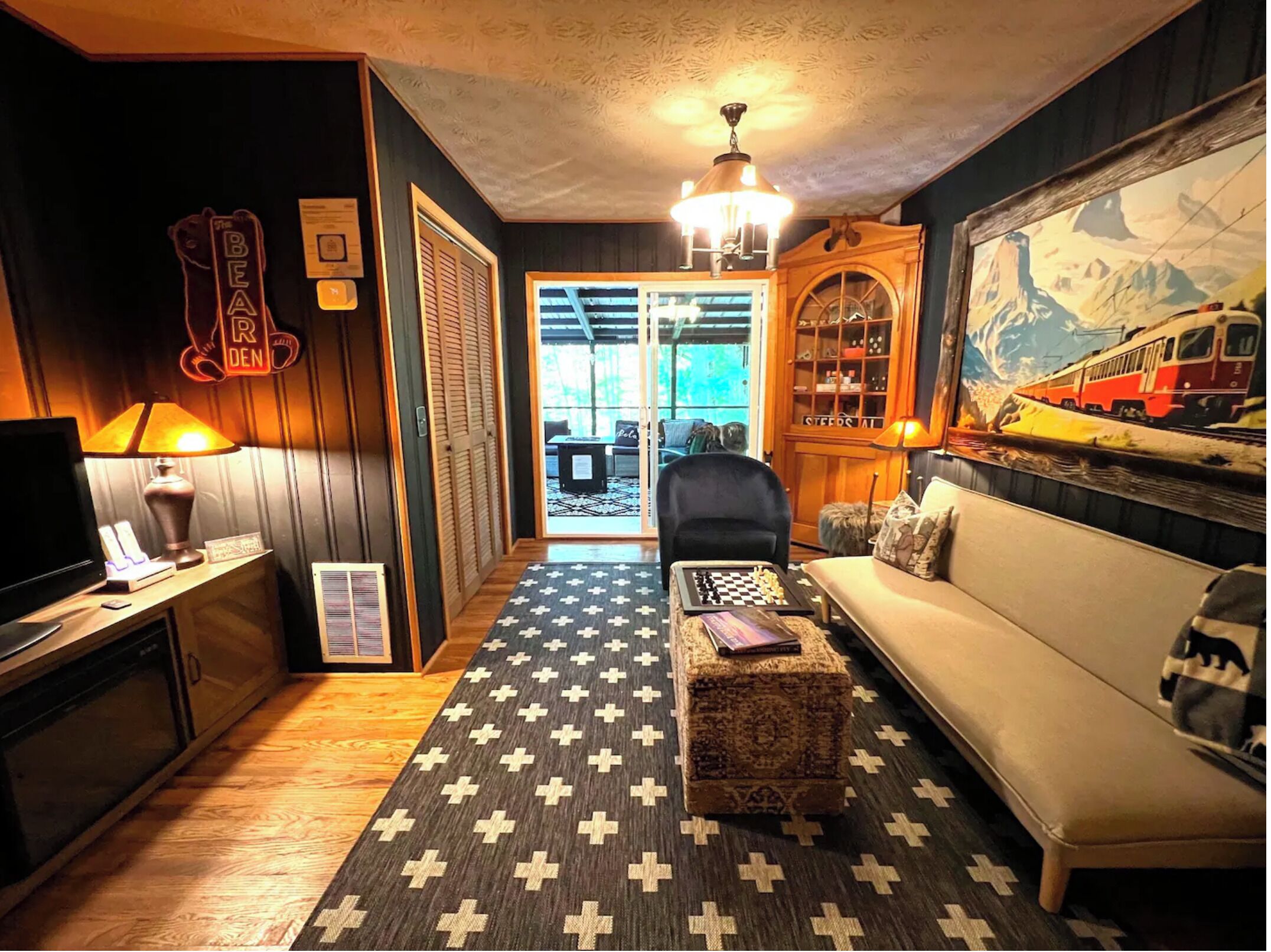 Téléviseur connecté, foyer, jeux vidéo, table de ping-pong