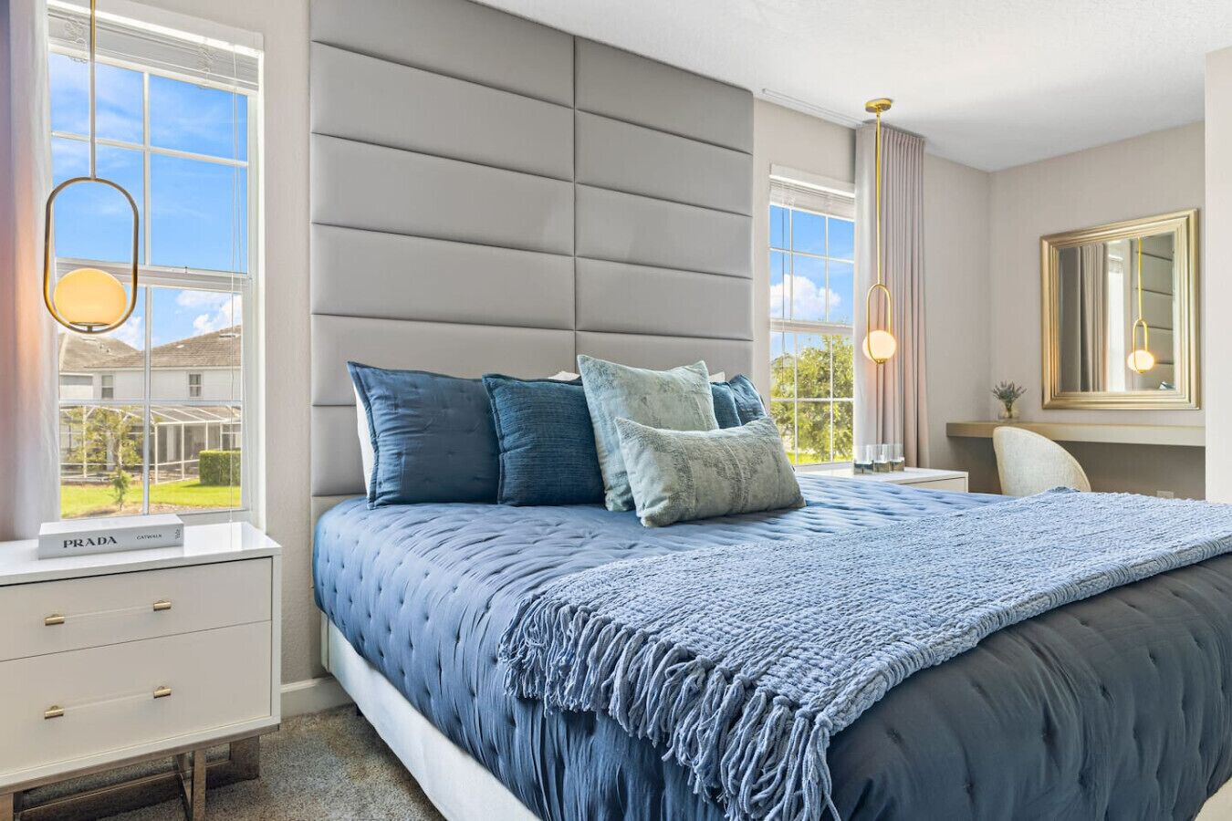 7 bedrooms, desk, iron/ironing board, travel cot