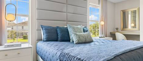 7 bedrooms, desk, iron/ironing board, travel cot