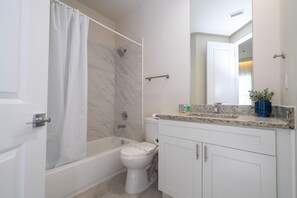 Hair dryer - 7547 NEW! 5 minutes from Disney 5BD/5BH 15P (Kissimmee)
