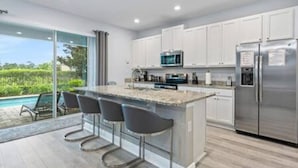 Private kitchen - 381 Fantastic Home Near Disney 5BD/5BT/14P (Kissimmee)