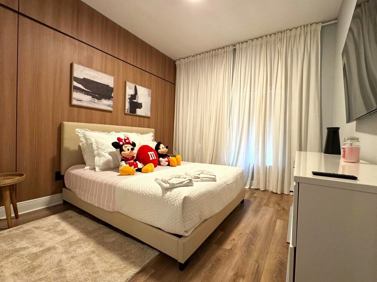 3 bedrooms, iron/ironing board, travel cot, WiFi