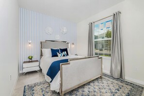 5 bedrooms, desk, iron/ironing board, travel cot - Family Paradise | 5BR in Solterra | Close Disney (Davenport)