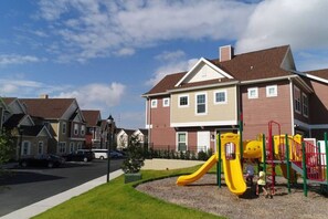 Children’s area - 7532 Perfect Home 5 Minutes from Disney – 5BD 15P (Kissimmee)