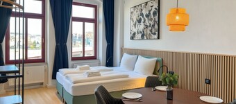 Stylish boutique apartment with Elbe view & hotel comfort