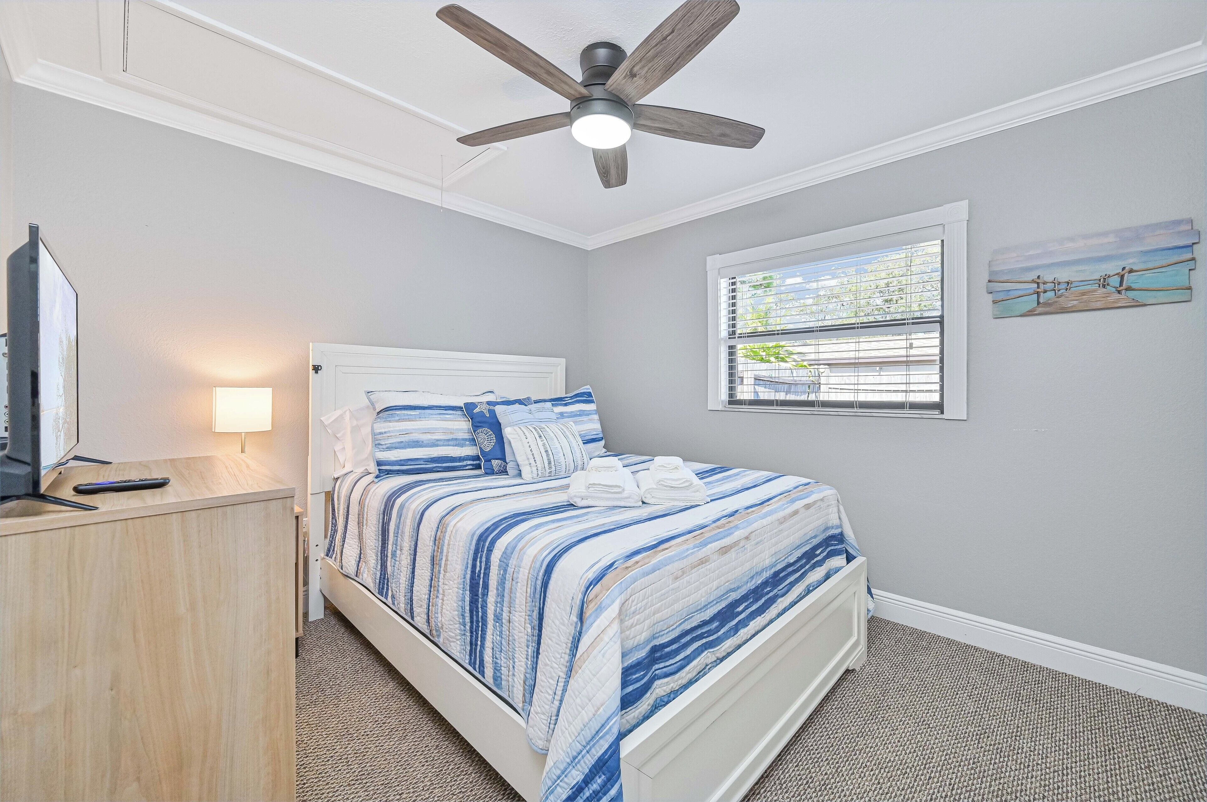 2 bedrooms, iron/ironing board, free WiFi, bed sheets