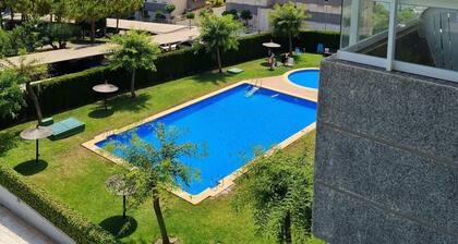 Spacious apartment 50 m from the beach