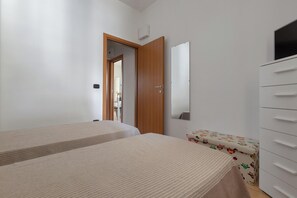 2 bedrooms, iron/ironing board, Internet - TTotti Coast House by BarbarHouse (Torre Specchia Ruggeri)