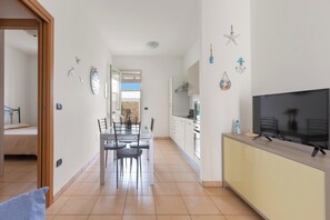 Dining - TTotti Coast House by BarbarHouse (Torre Specchia Ruggeri)