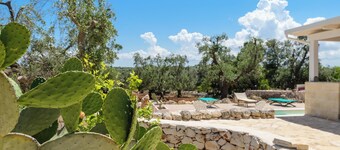Trullo Cecapesce by Perle di Puglia