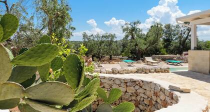 Trullo Cecapesce by Perle di Puglia