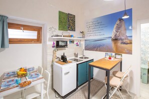 Microwave, oven