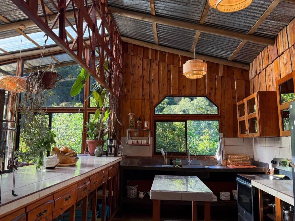 Refrigerador, microondas