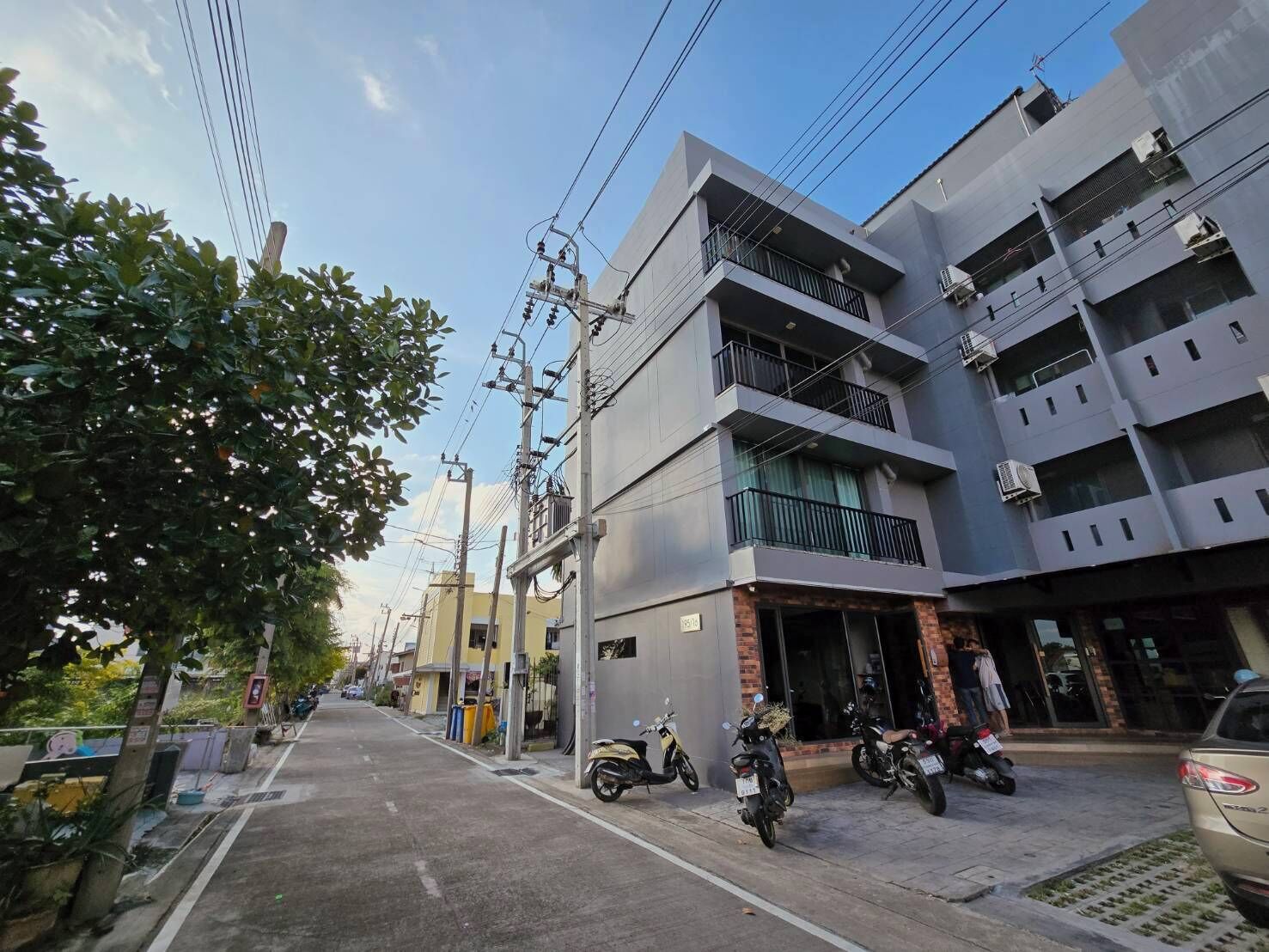 บริเวณภายนอก