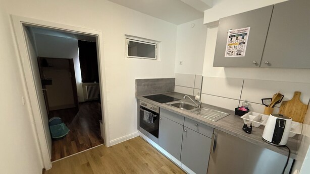 Unclassified image, 1 of 7, button - 3-bed apartment with kitchen & bathroom | Pension Kalifornia (NH) (Osterholz-Scharmbeck)