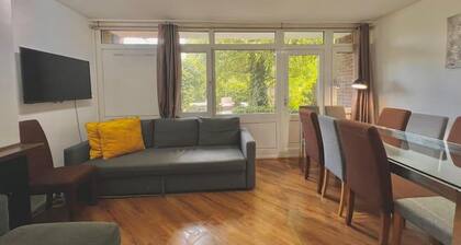 Three-bedroom House Close to Liverpool Street