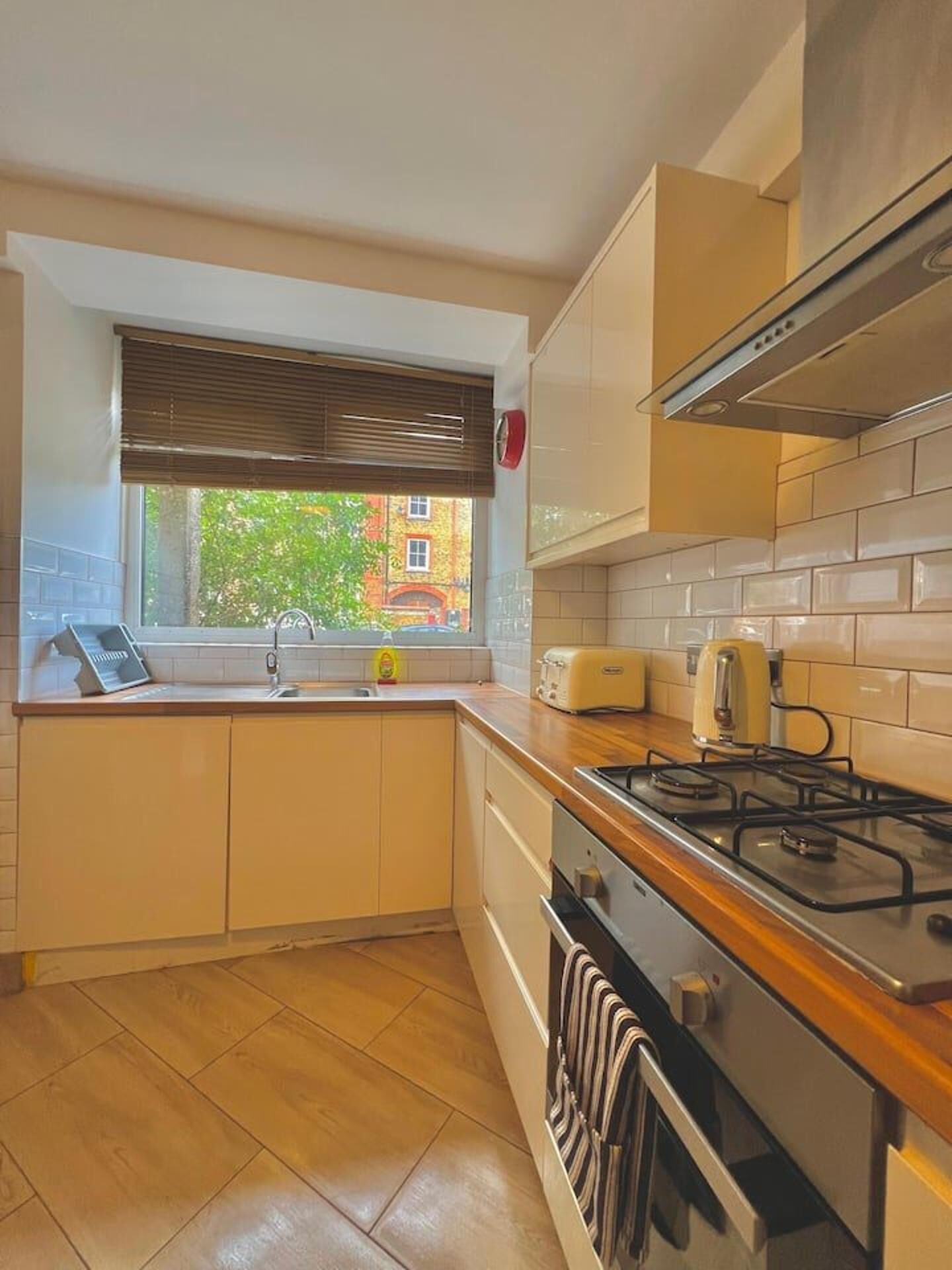 Fridge, microwave, oven, toaster