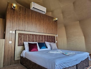Rideaux occultants, chambres insonorisées, Wi-Fi gratuit