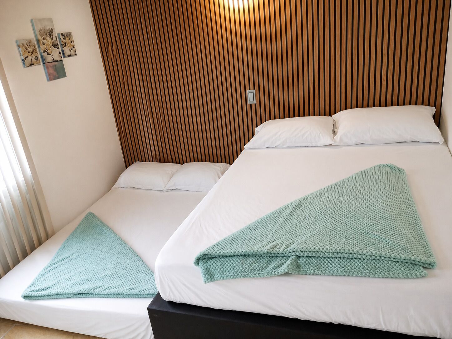 Free WiFi, bed sheets