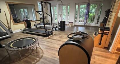 Peaceful Wellness Retreat near Cullowhee, Lake Glenville, Highlands and Cashiers