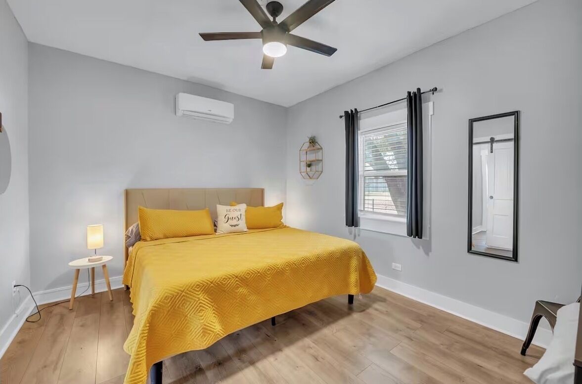 2 soverom, strykejern/-brett, internettilgang og sengetøy