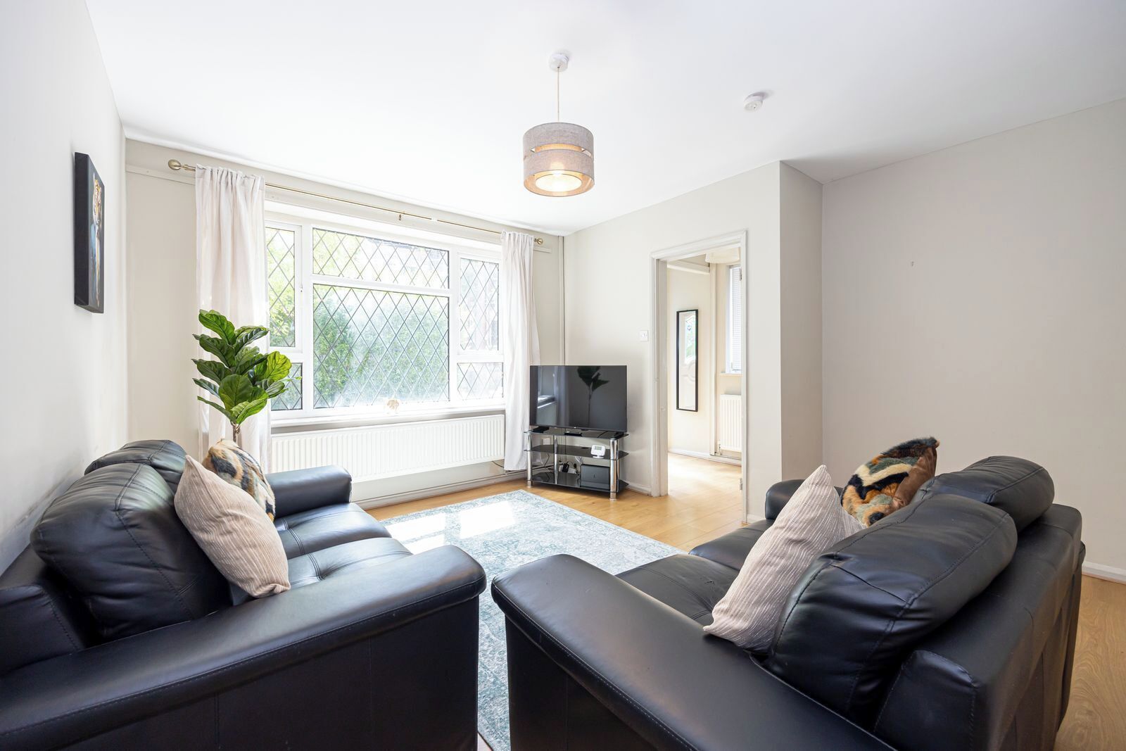Modern 3br Home | Parking | Heart Of West Didsbury - Altrincham