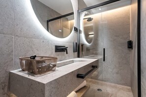 House - Pac Fico Patio Suite Near Retiro (Madrid)