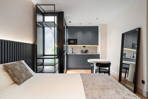 House | 1 bedroom - Pac Fico Patio Suite Near Retiro (Madrid)
