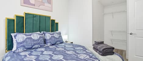 1 bedroom, iron/ironing board, WiFi, bed sheets