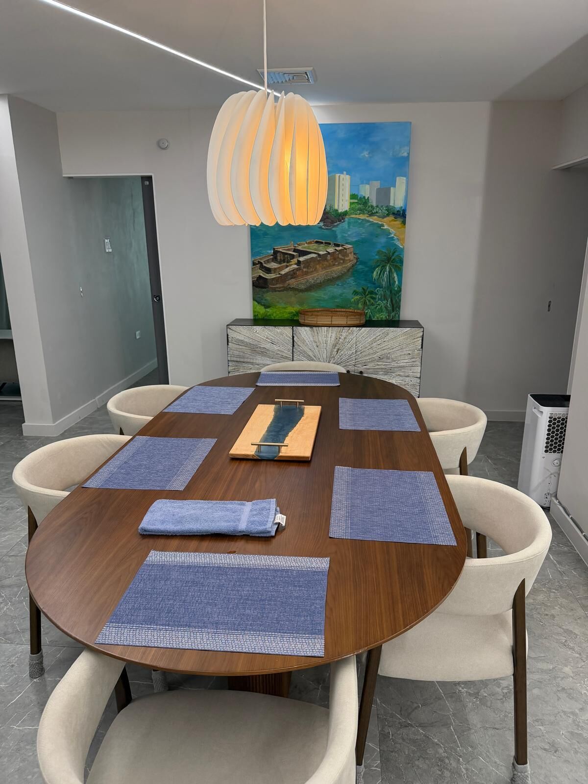 Luxury Apartment, 2 Bedrooms, Ocean View | Dining room